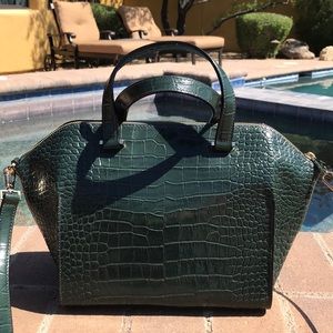 kate spade Bags - Kate Spade Green Crocodile Embossed Satchel kate spade Bags - Kate Spade Green Crocodile Embossed Satchel
